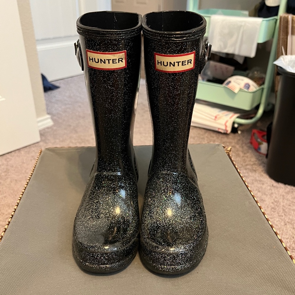 Hunter kid’s sparkly rain boots size 13b
